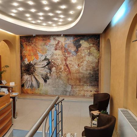 Семеен Хотел "Булаир" Burgas Exterior photo