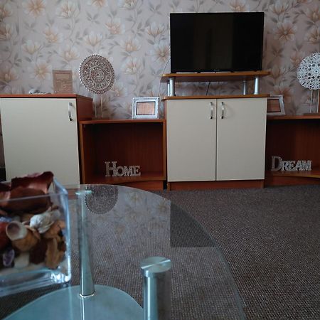 Семеен Хотел "Булаир" Burgas Exterior photo