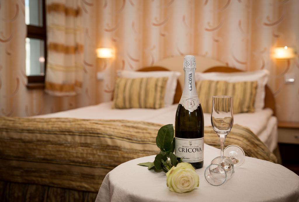 Семеен Хотел "Булаир" Burgas Room photo