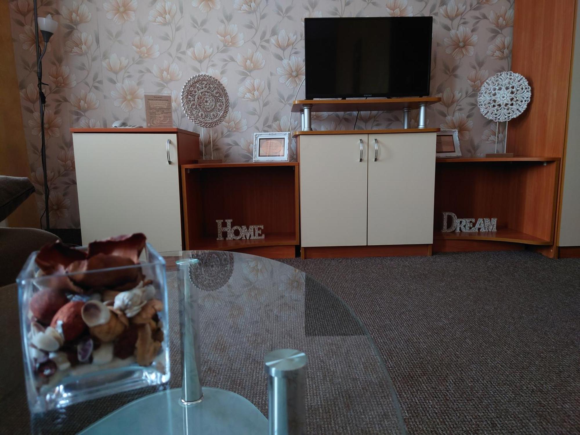 Семеен Хотел "Булаир" Burgas Exterior photo